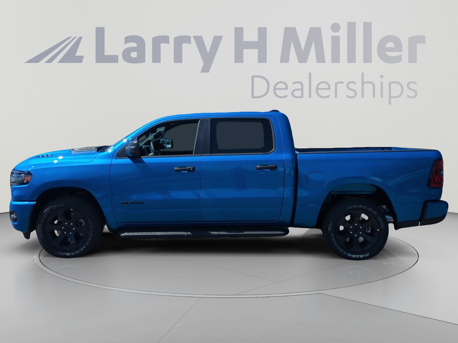 New 2026 RAM 1500 Express AWD/4WD image 2