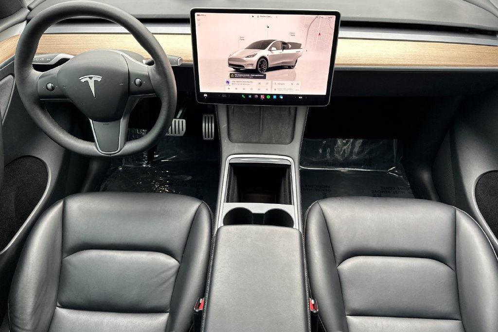 Used 2023 Tesla Model Y Performance AWD/4WD image 12