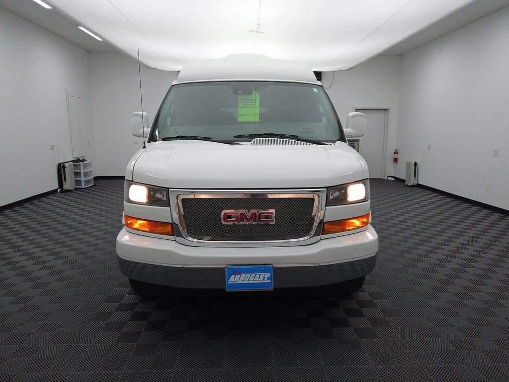Used 2020 GMC Savana 2500 Extended w/ Enhanced Convenience Package RWD image 14