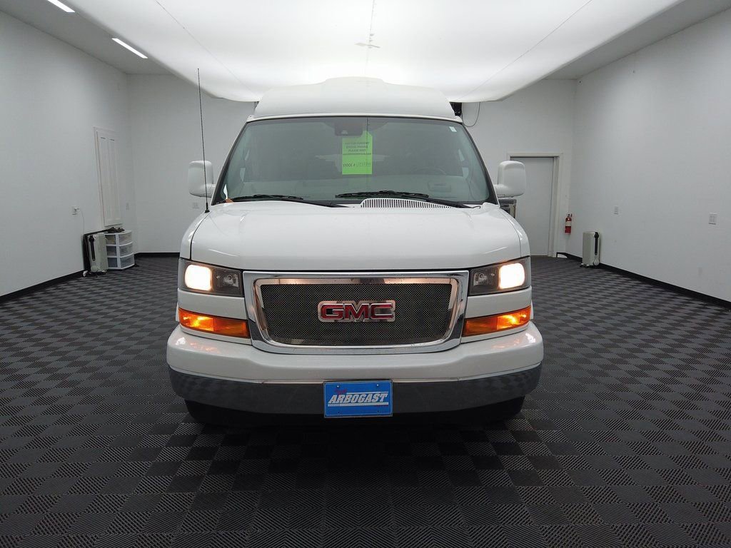 Used 2020 GMC Savana 2500 Extended w/ Enhanced Convenience Package image 14