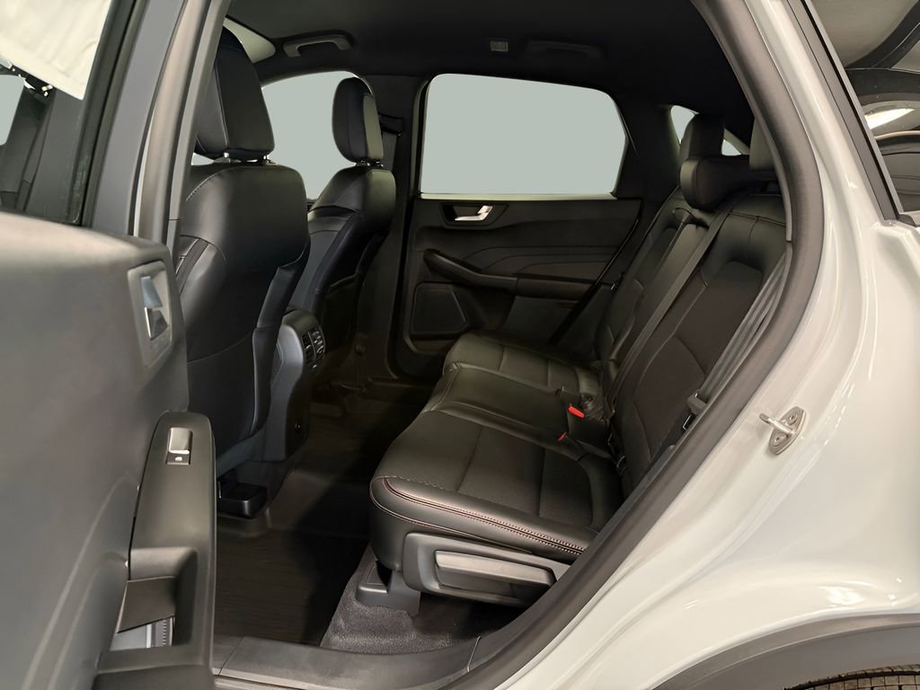 New 2026 Ford Escape ST-Line w/ Tech Pack #1 AWD/4WD image 26