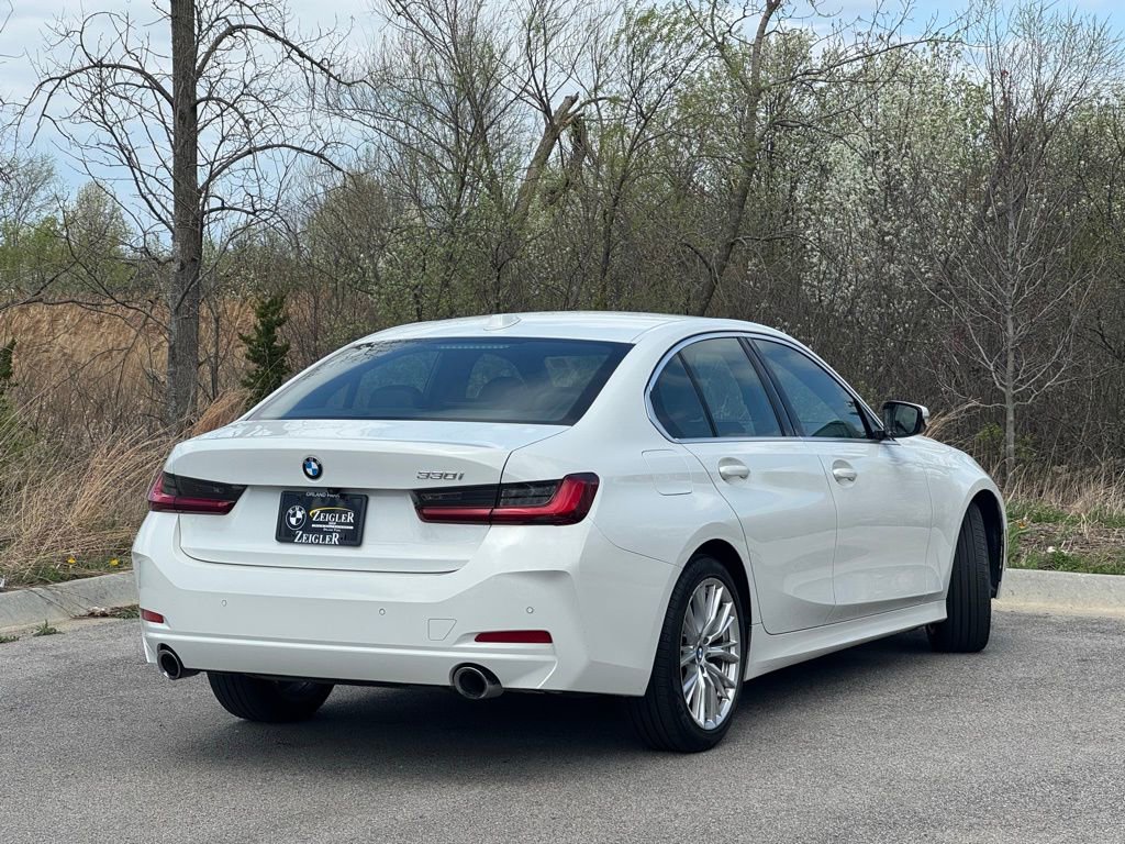 Used 2023 BMW 330i Sedan w/ Driving Assistance Package image 6
