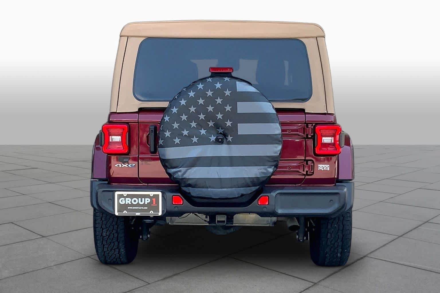 Used 2021 Jeep Wrangler Unlimited Sahara w/ Cold Weather Group AWD/4WD image 5