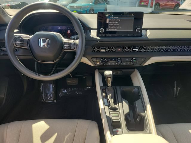 Certified 2023 Honda Accord EX image 9