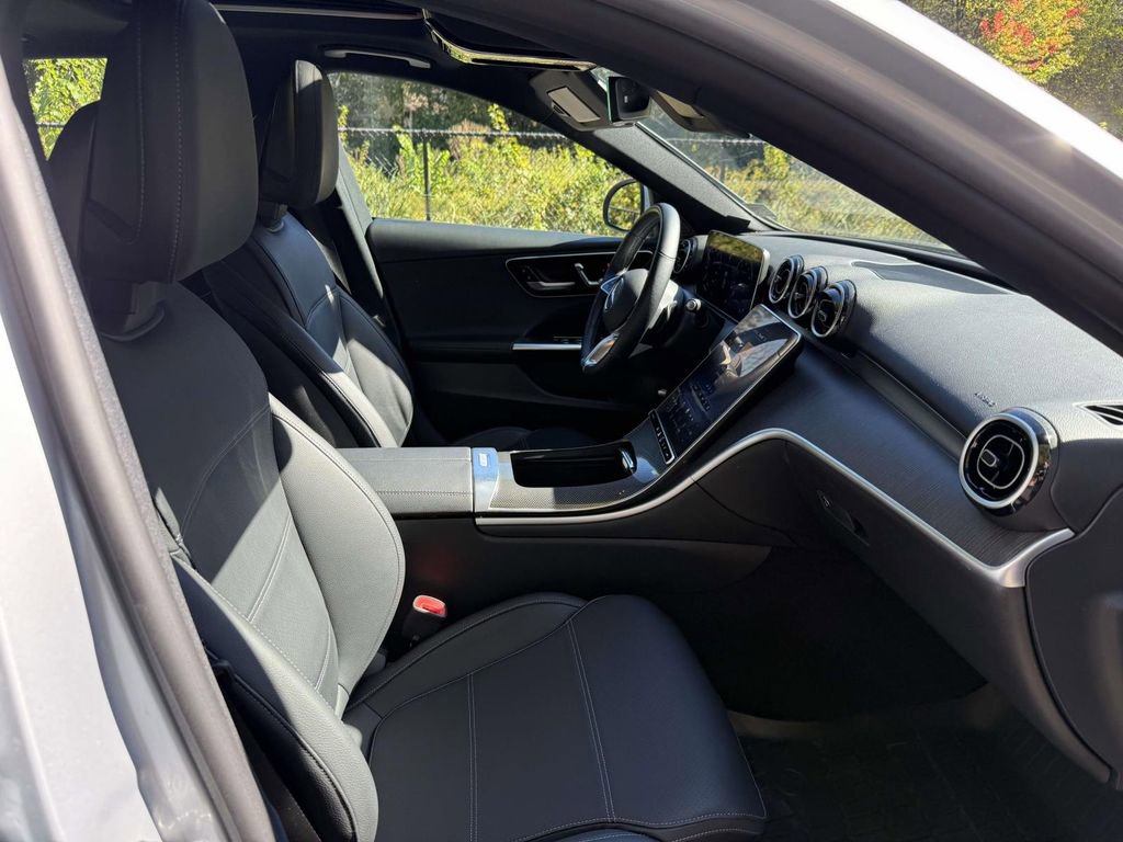 Used 2022 Mercedes-Benz C 300 4MATIC Sedan image 20