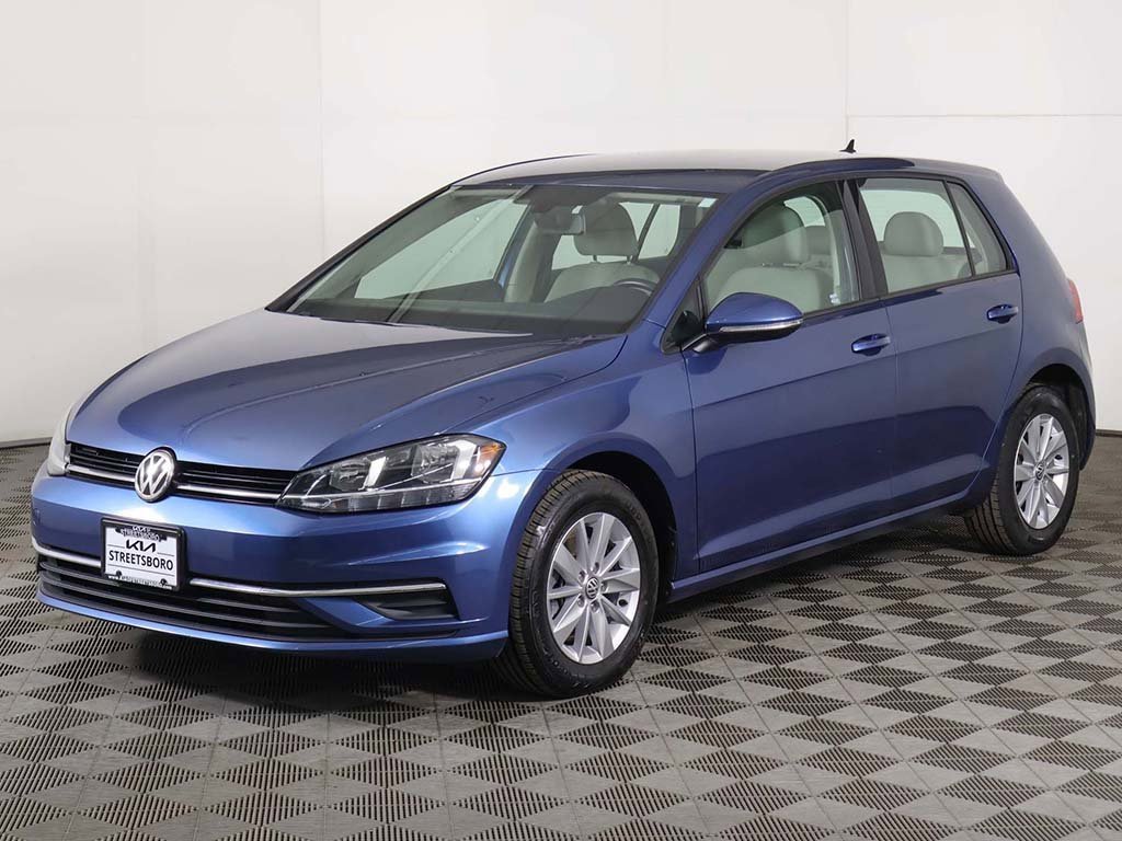 Used 2019 Volkswagen Golf S image 5