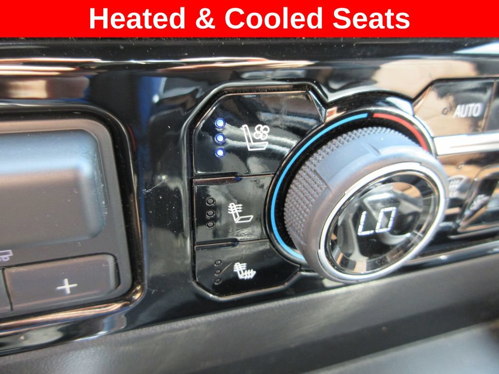 Certified 2024 Chevrolet Silverado 1500 High Country AWD/4WD image 19