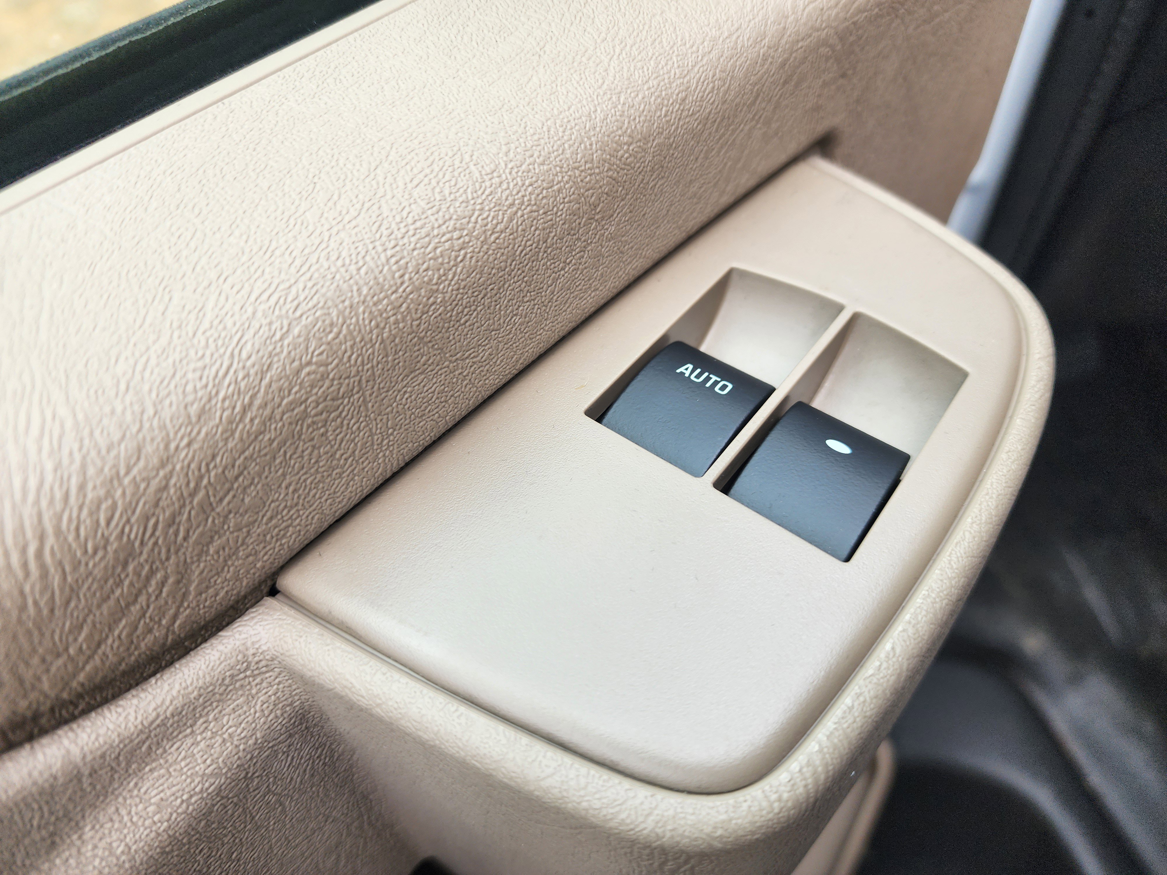 New 2025 Chevrolet Express 3500 w/ Power Convenience Package image 28