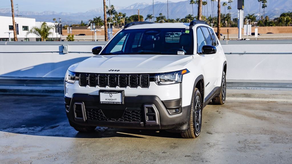 New 2026 Jeep Cherokee Laredo image 4