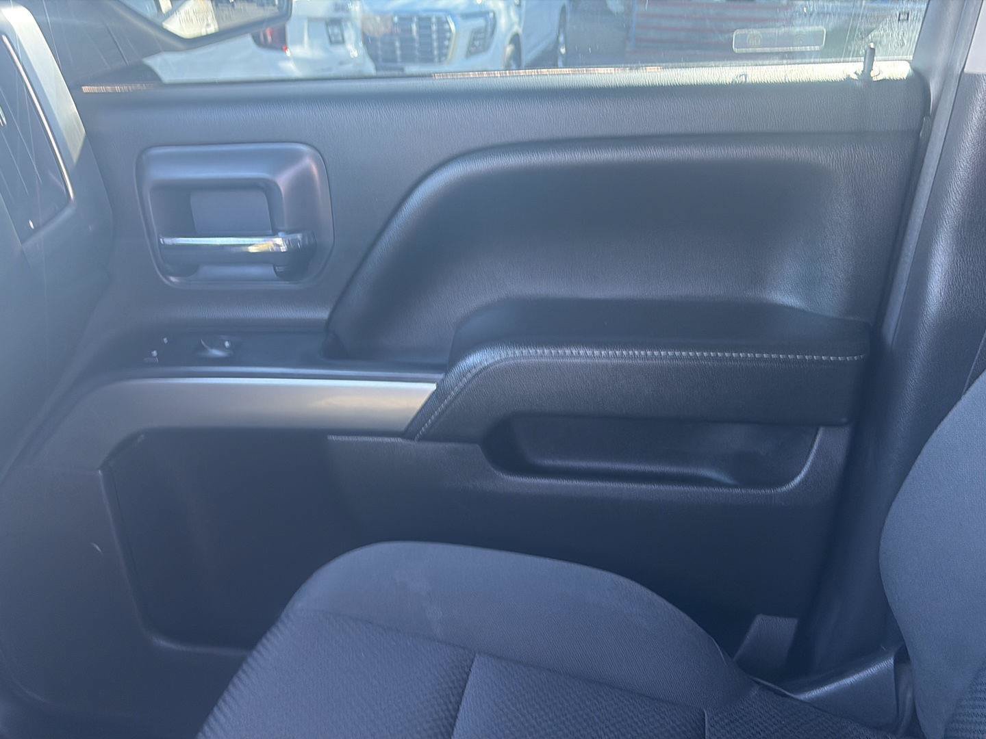 Used 2018 Chevrolet Silverado 1500 LT w/ All Star Edition RWD image 19