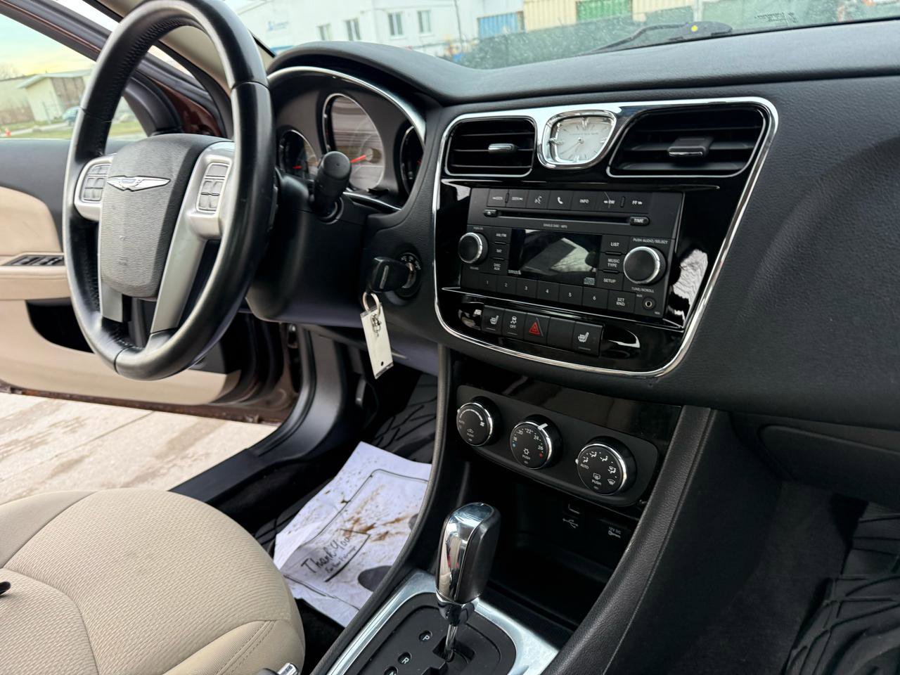 Used 2012 Chrysler 200 Touring image 23