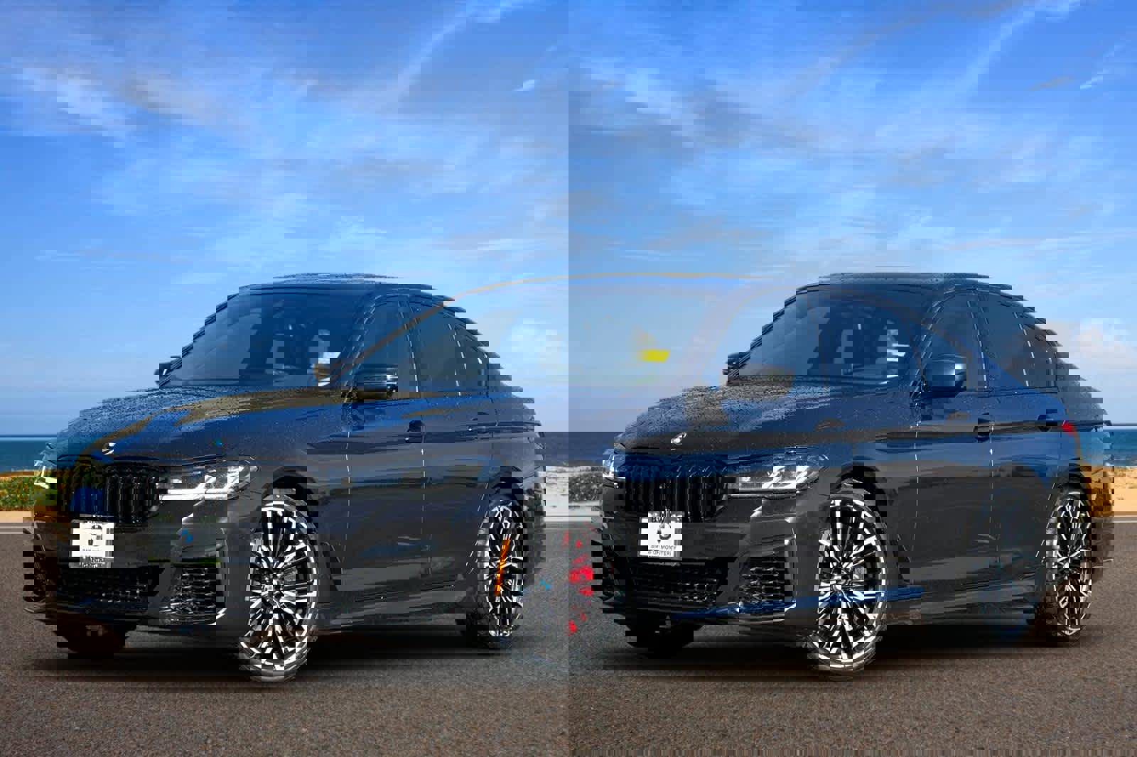 Used 2021 BMW 540i w/ Executive Package image 1