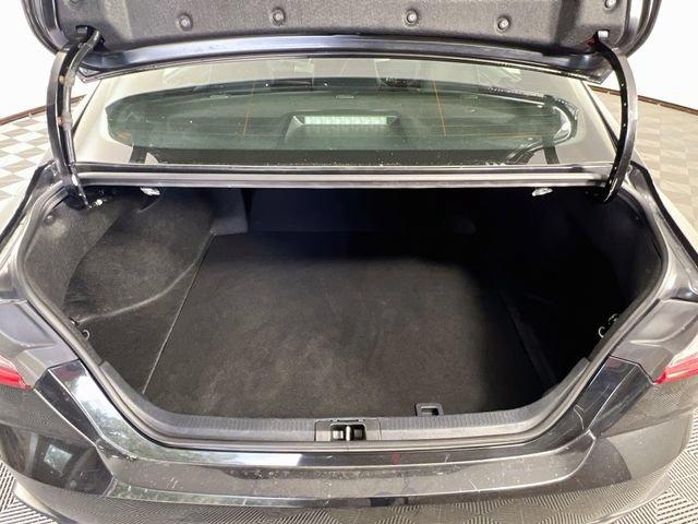 Used 2025 Toyota Camry SE FWD image 31