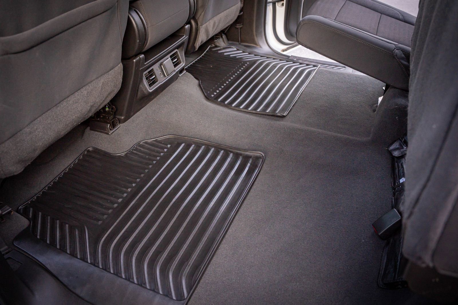 Used 2024 Chevrolet Silverado 2500 LT w/ Convenience Package image 30