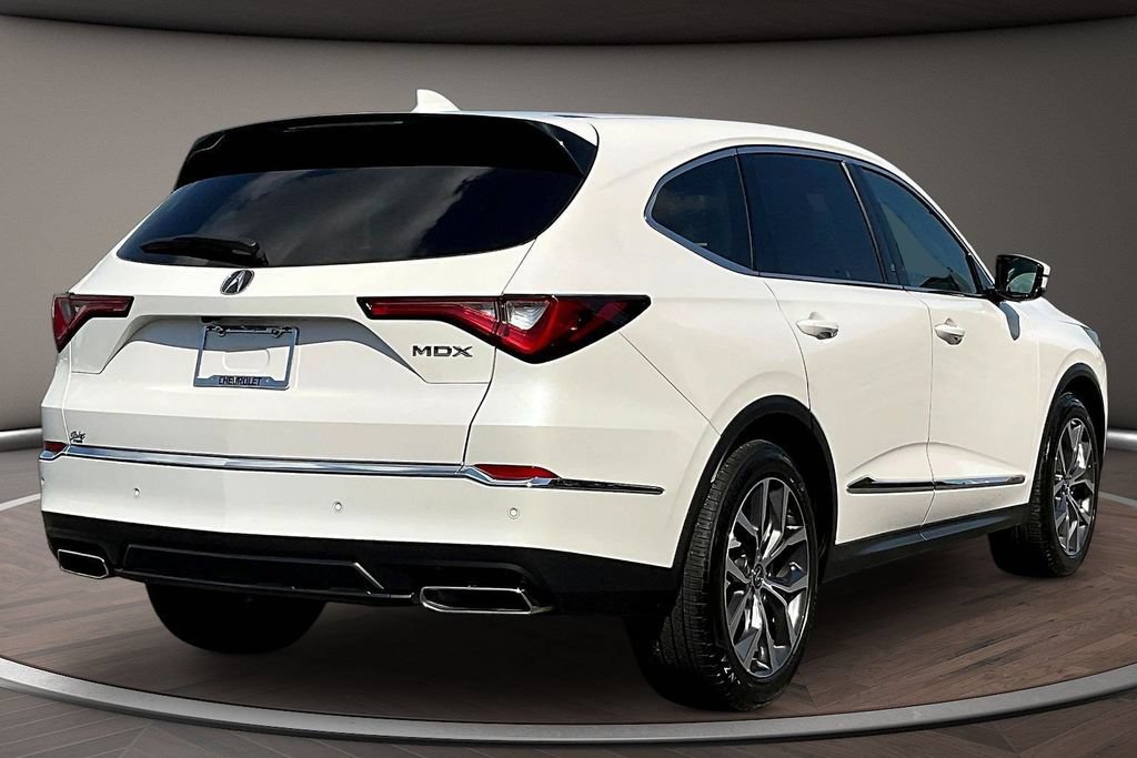 Used 2023 Acura MDX w/ Technology Package FWD image 6