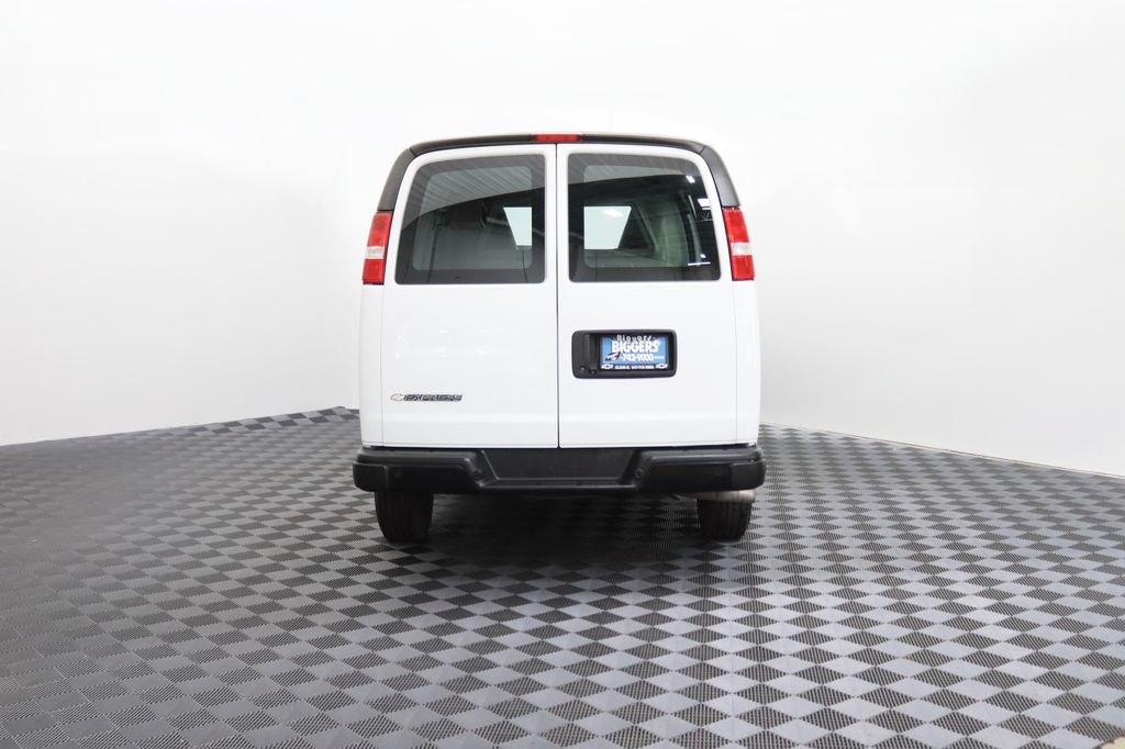 Used 2022 Chevrolet Express 2500 w/ Safety Package RWD image 6