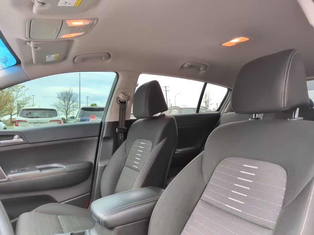 Used 2017 Kia Sportage LX w/ LX Popular Package FWD image 28