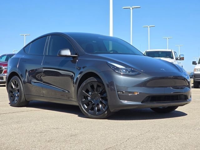 Used 2024 Tesla Model Y Long Range image 2