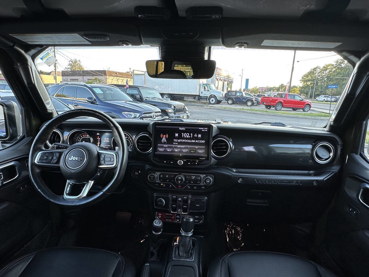 Used 2022 Jeep Wrangler Unlimited Rubicon w/ Trailer Tow Package image 19