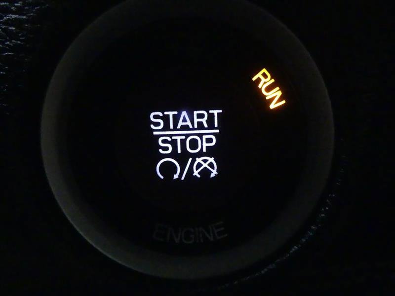 Used 2015 Dodge Challenger SRT Hellcat image 19