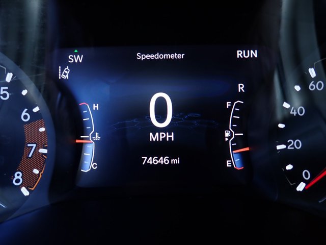 Used 2024 Jeep Compass Latitude AWD/4WD image 22