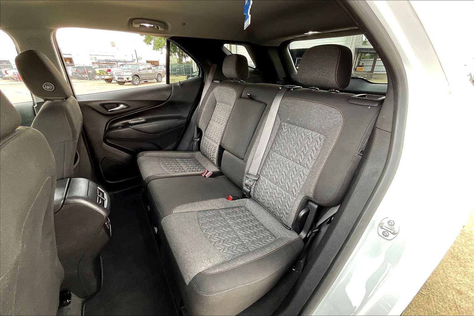 Used 2024 Chevrolet Equinox LT image 35