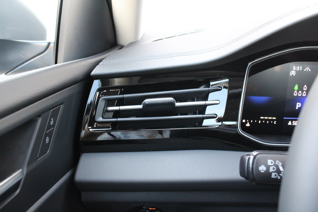 New 2027 Volkswagen Jetta S FWD image 8