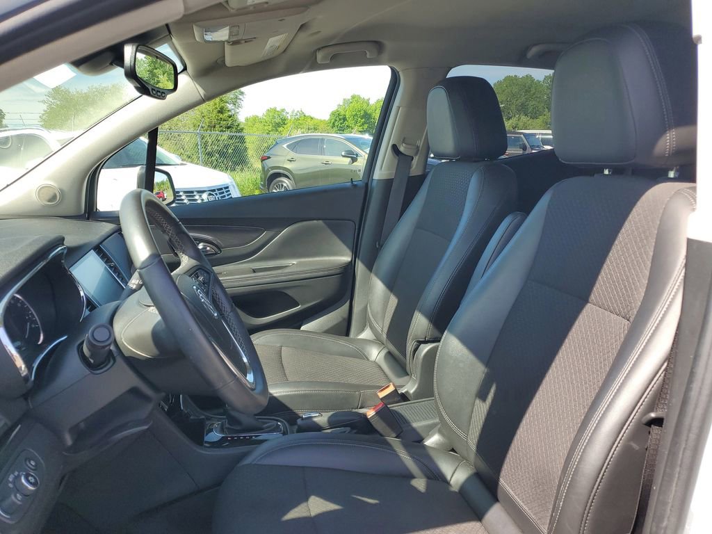 Used 2018 Buick Encore Preferred FWD image 5