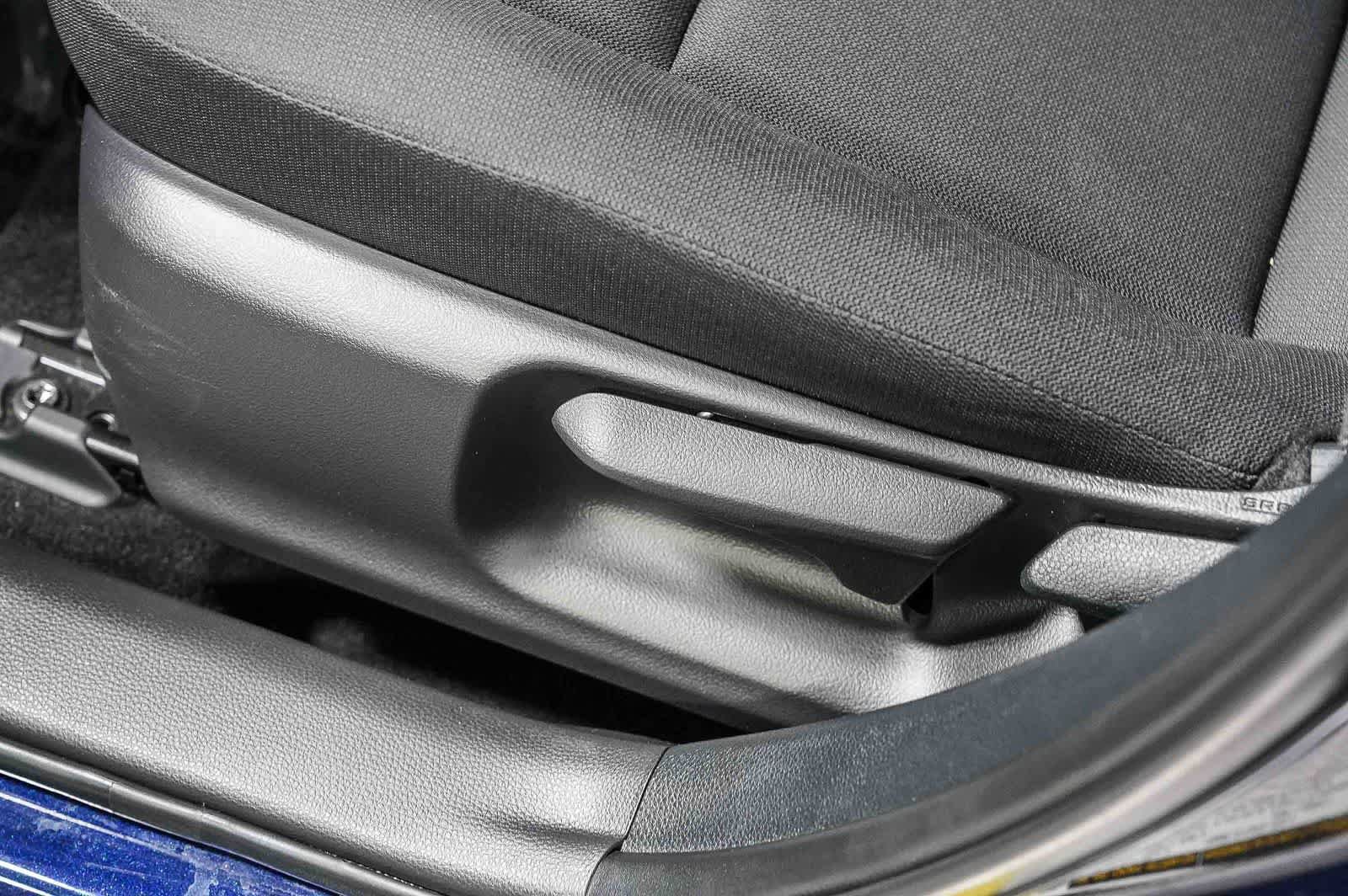 Certified 2025 Toyota Corolla LE FWD image 23