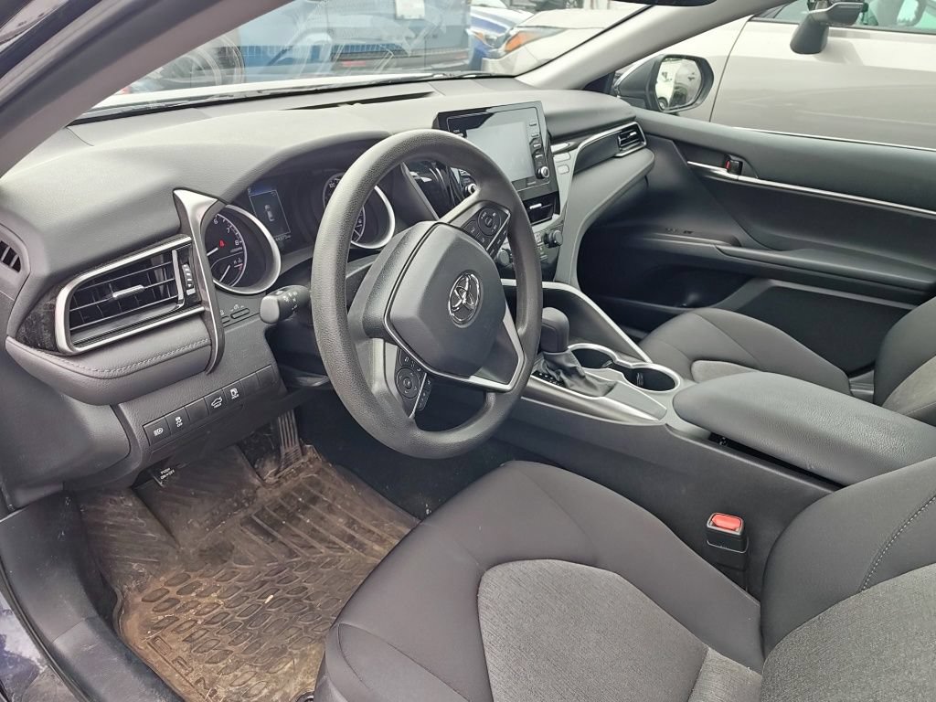 Used 2021 Toyota Camry LE w/ Convenience Package FWD image 7