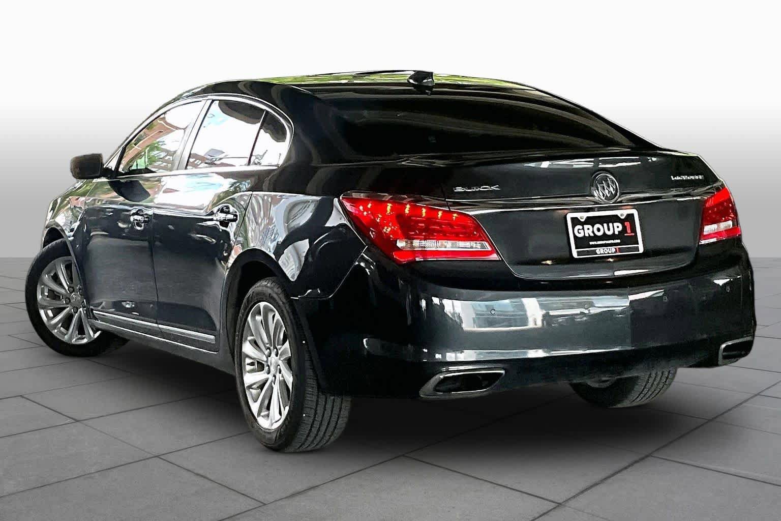 Used 2015 Buick LaCrosse Leather FWD image 11