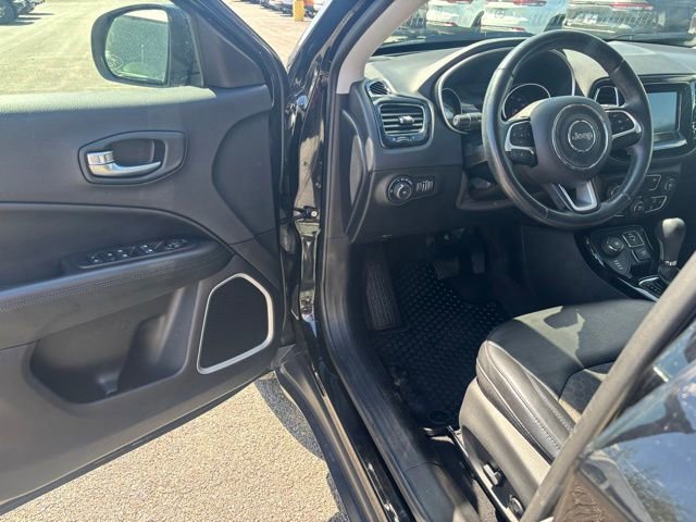 Used 2019 Jeep Compass Latitude AWD/4WD image 11