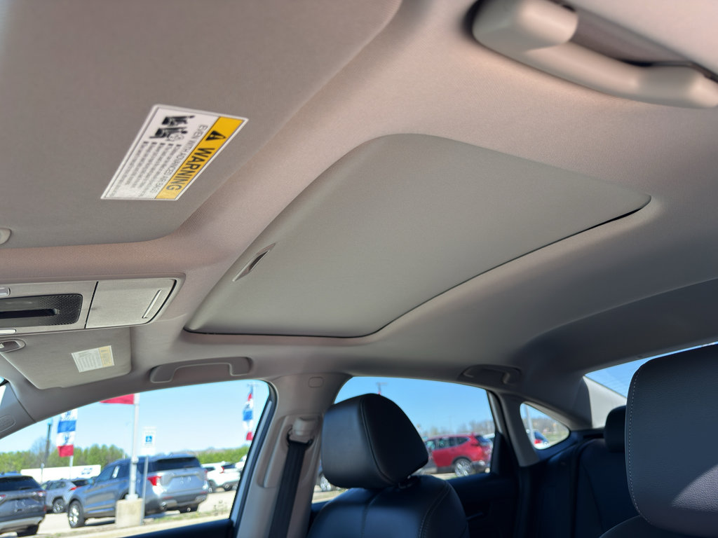 Used 2023 Honda Civic Touring image 12