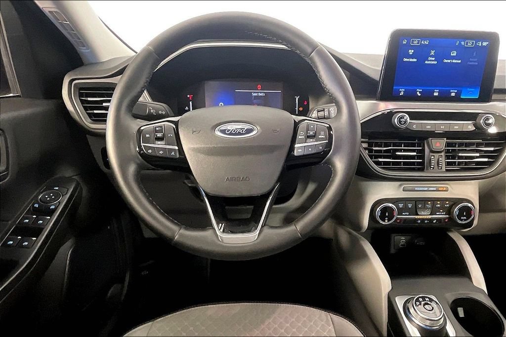 Used 2024 Ford Escape Active AWD/4WD image 6