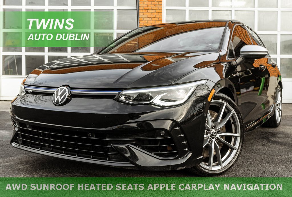 Used 2024 Volkswagen Golf R image 1