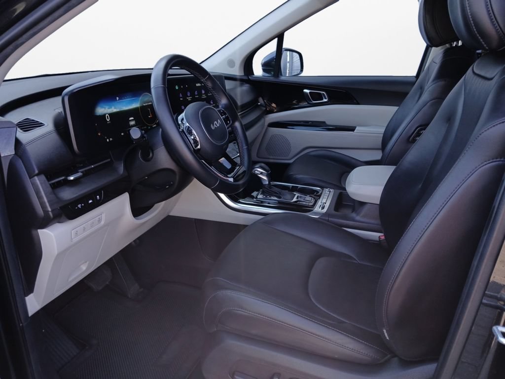 Used 2024 Kia Carnival SX FWD image 19
