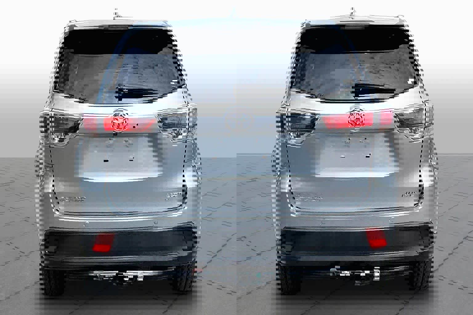 Used 2015 Toyota Highlander Limited Platinum FWD image 5