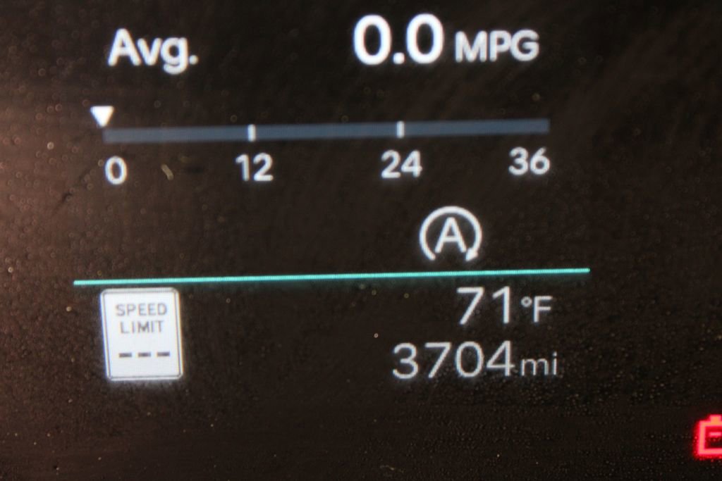 Certified 2026 Hyundai Santa Fe SEL image 30