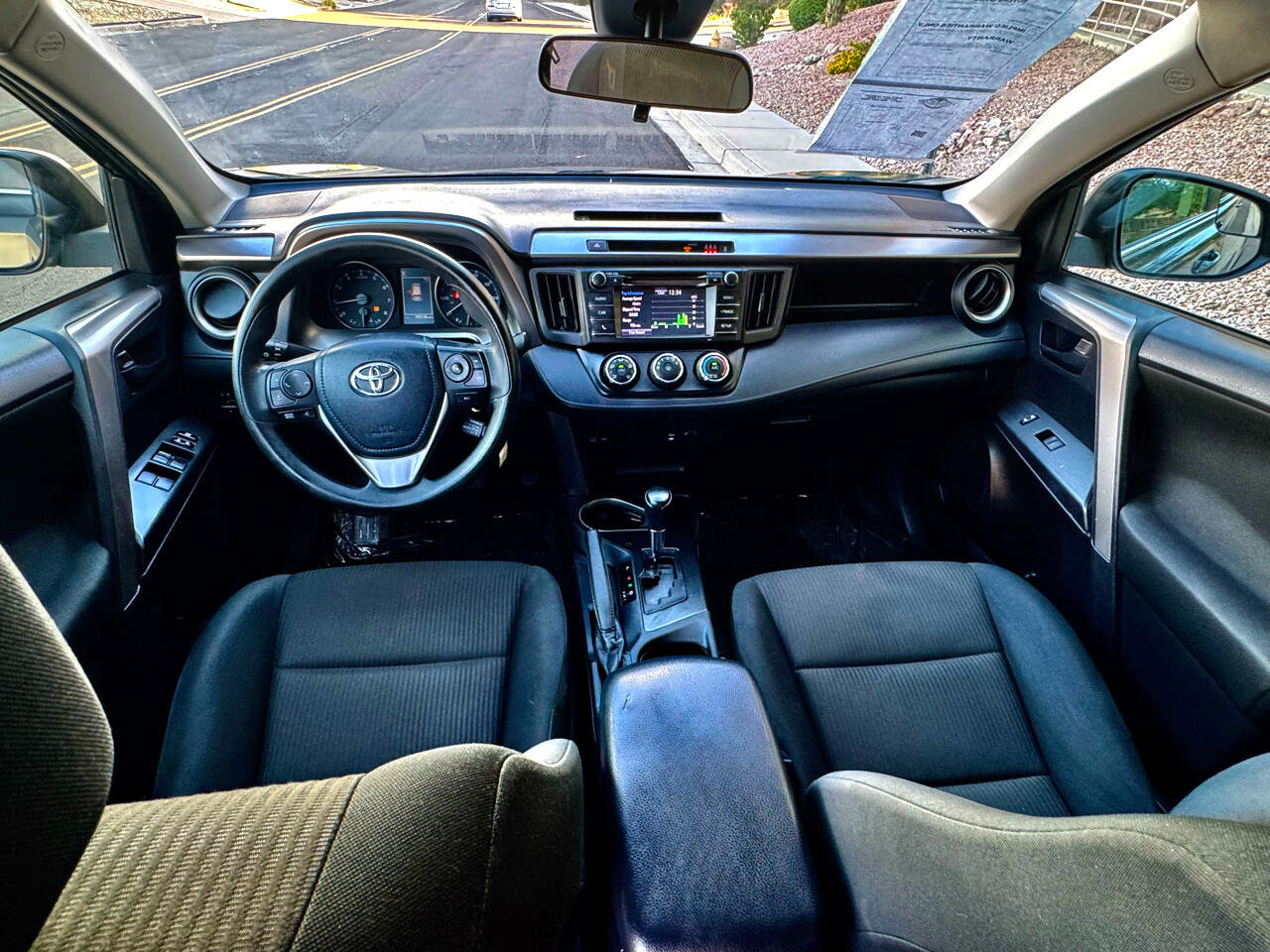 Used 2018 Toyota RAV4 LE w/ Carpet Mat Package image 7