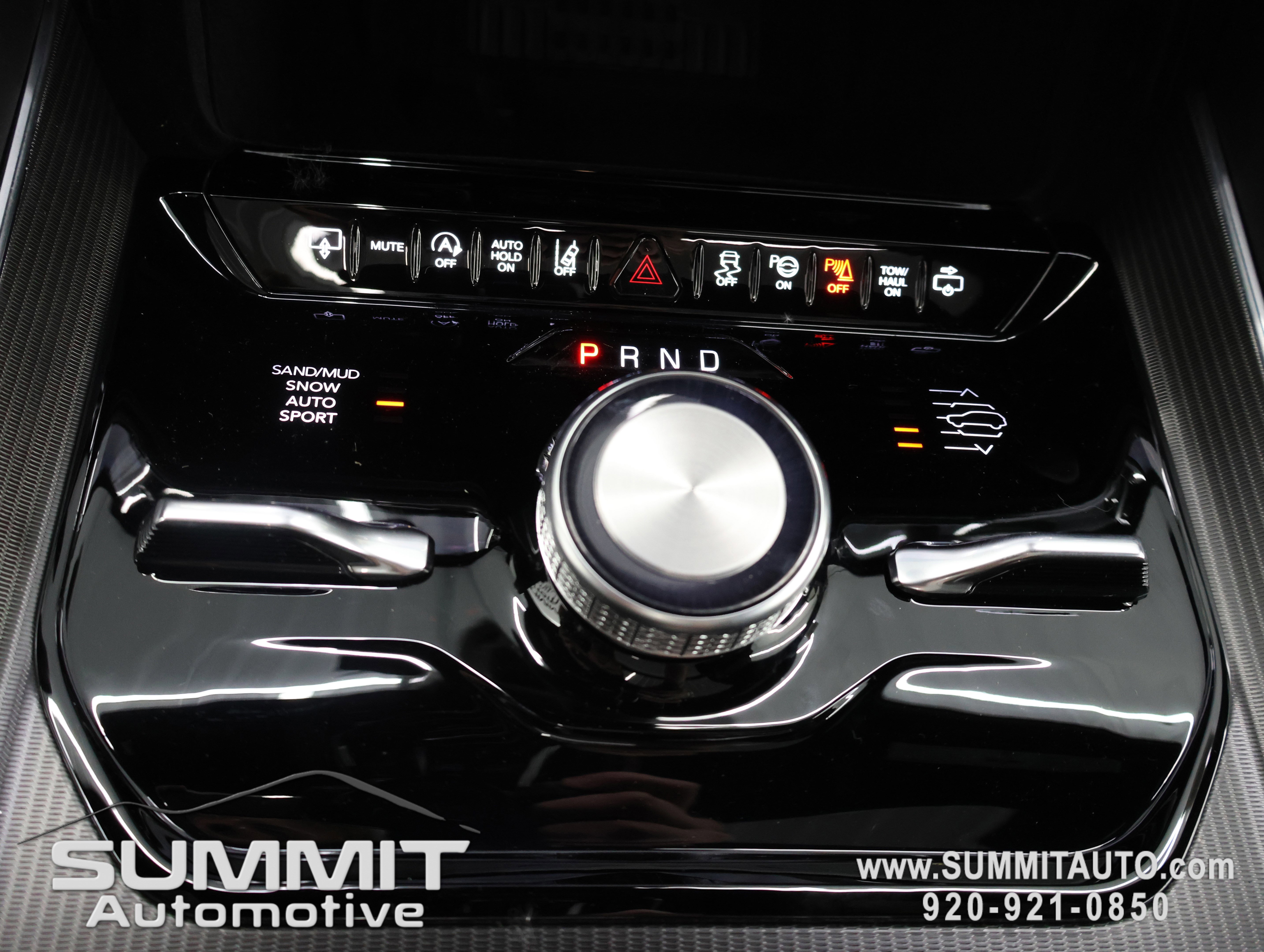 New 2026 Jeep Grand Wagoneer L Summit AWD/4WD image 57