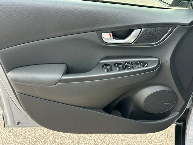 Certified 2023 Hyundai Kona Limited AWD/4WD image 18