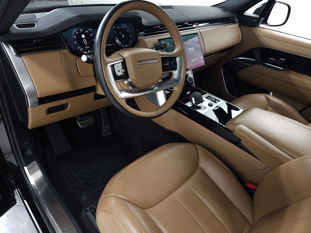Used 2023 Land Rover Range Rover SE image 19