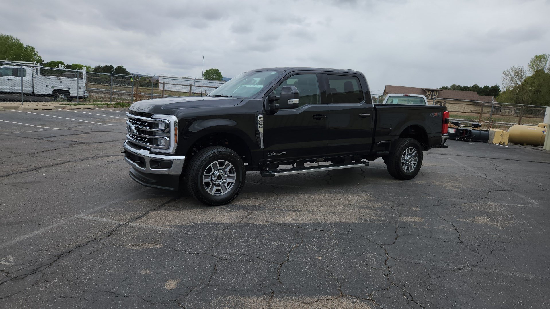 Certified 2025 Ford F250 Lariat AWD/4WD image 4