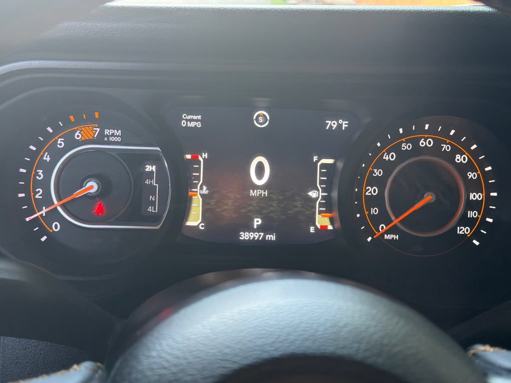 Used 2024 Jeep Wrangler Unlimited Sport AWD/4WD image 23
