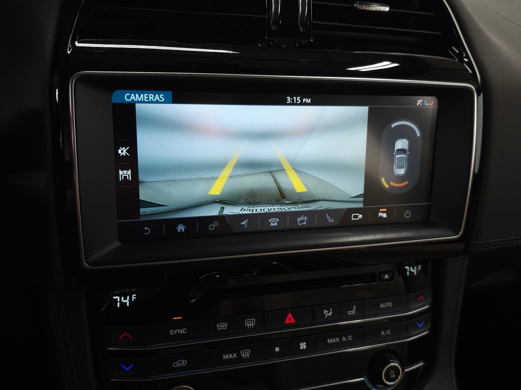 Used 2020 Jaguar F-PACE Prestige AWD/4WD image 29