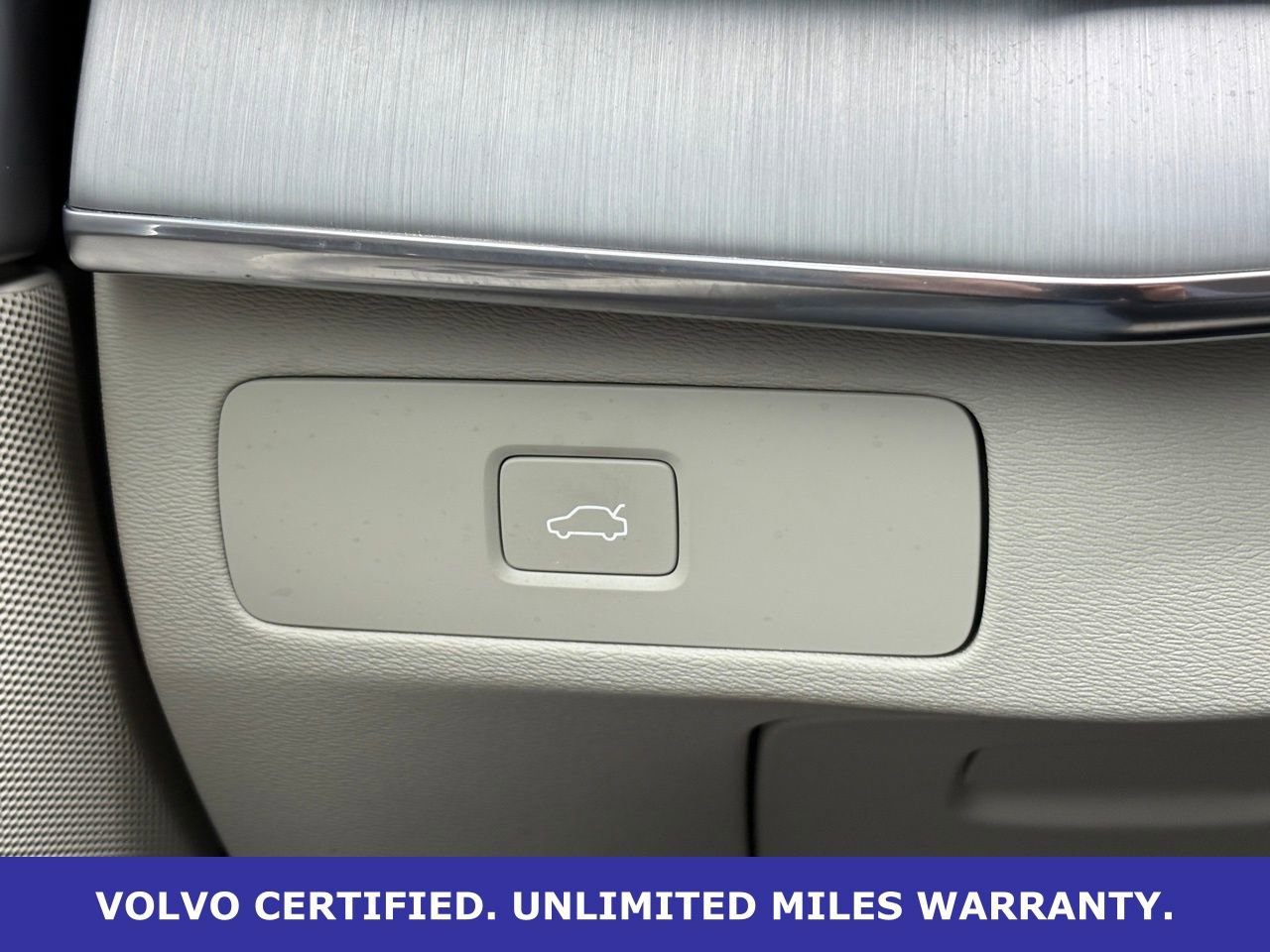 Certified 2023 Volvo XC90 B5 Core w/ Protection Package AWD/4WD image 20