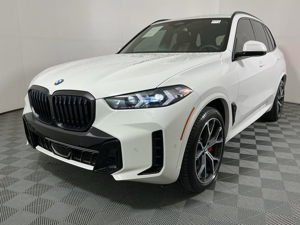 Certified 2024 BMW X5 xDrive40i w/ M Sport Package AWD/4WD image 2