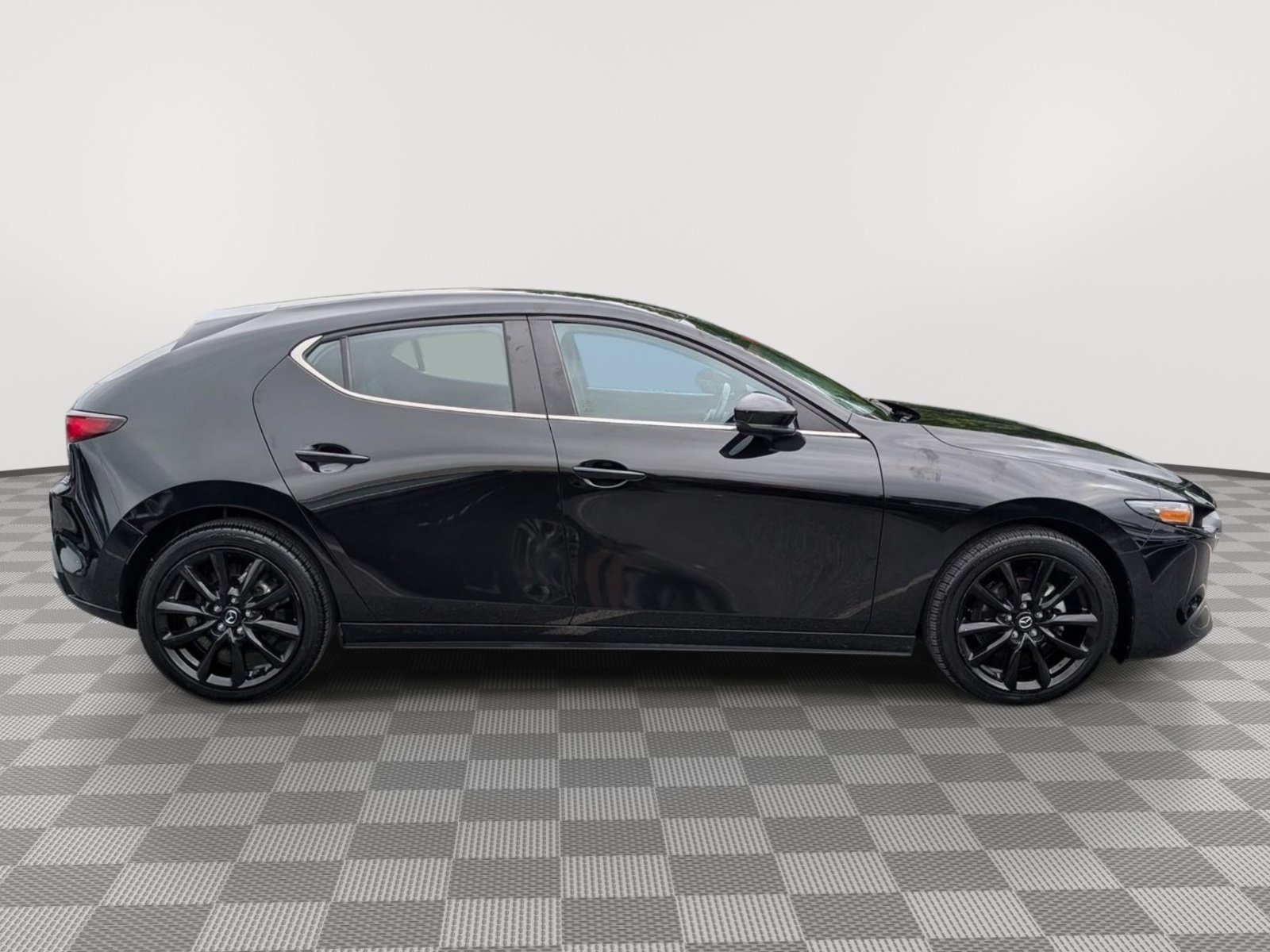 Used 2024 MAZDA MAZDA3 s FWD image 6