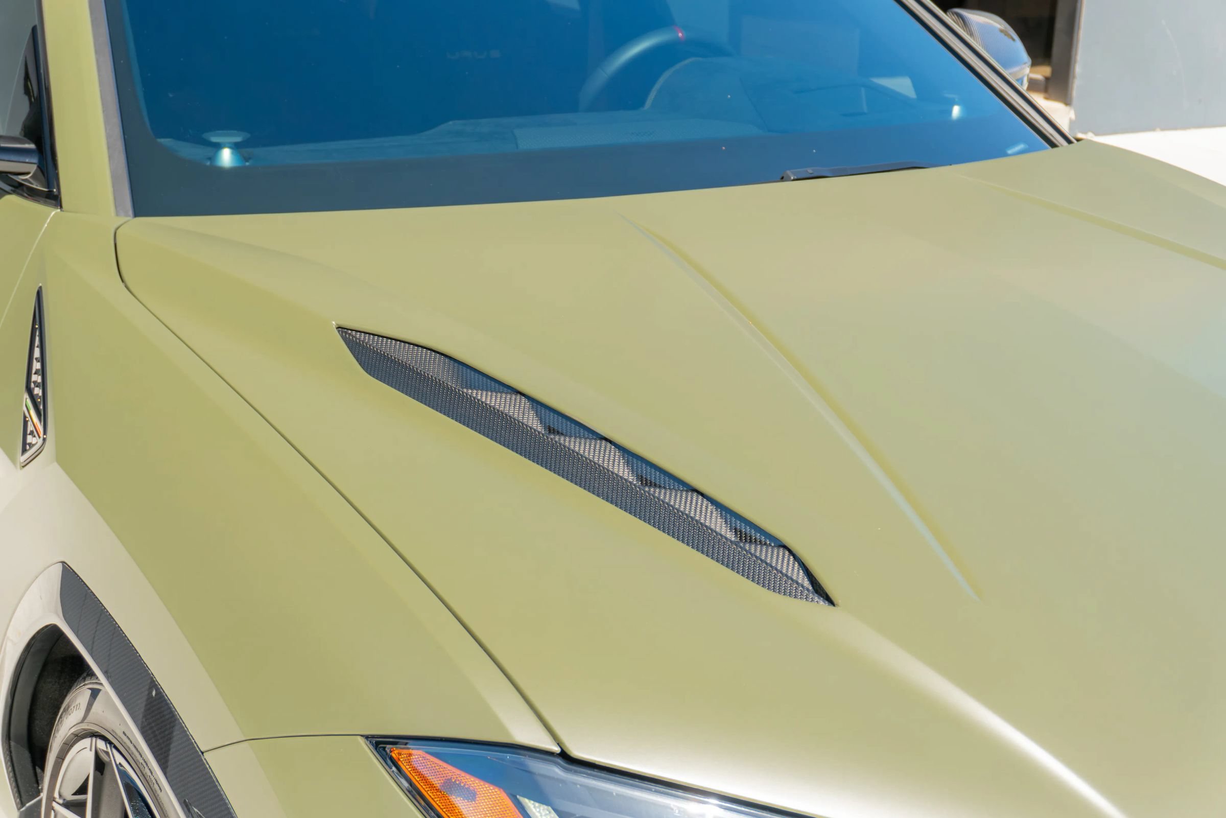 Used 2024 Lamborghini Urus Performante AWD/4WD image 30