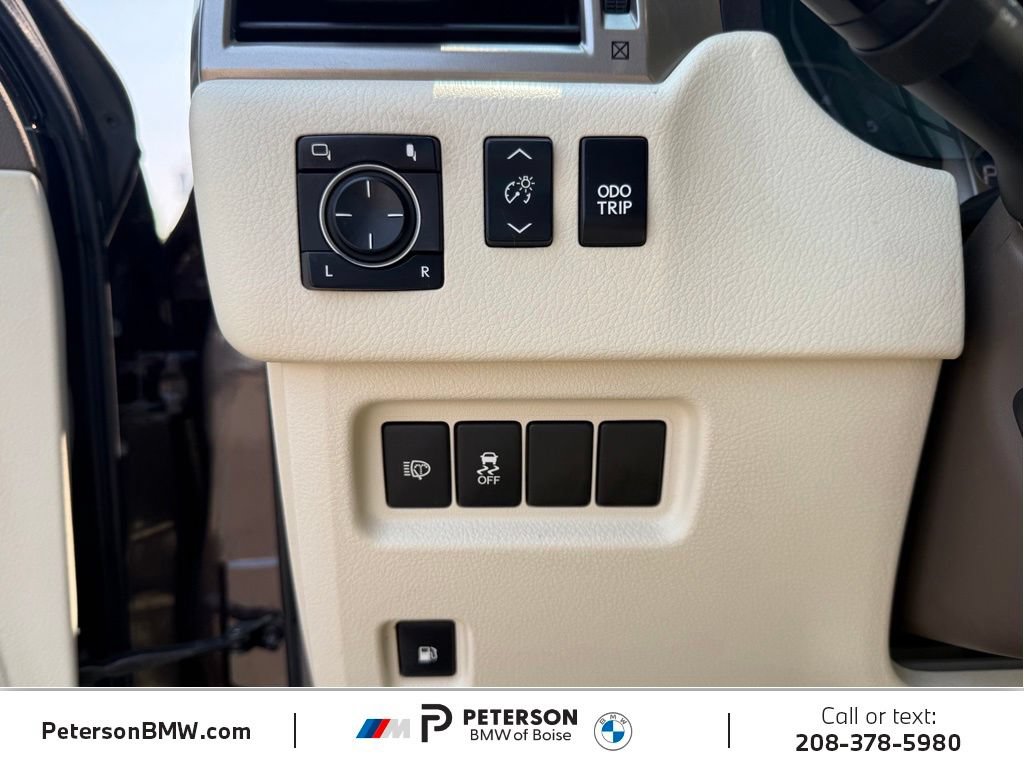 Used 2017 Lexus GX 460 Premium AWD/4WD image 34